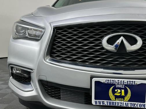 2017 INFINITI QX60 Base