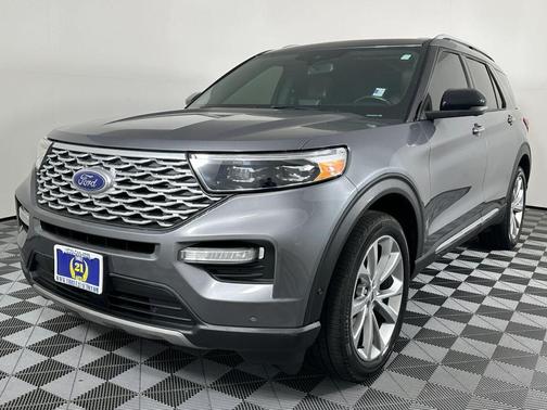 Carbonized Gray Metallic 2021 Ford Explorer Platinum
