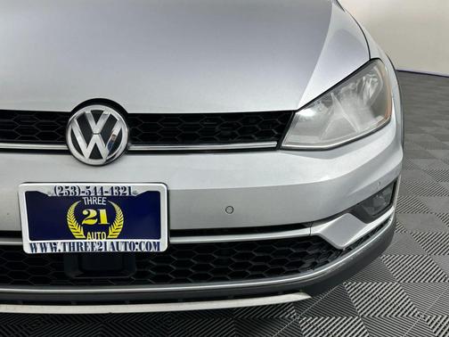 2017 Volkswagen Golf Alltrack TSI SE