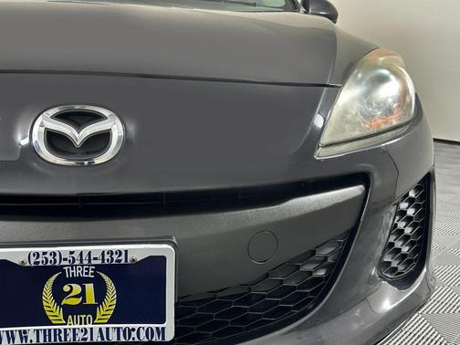 2013 Mazda Mazda3 i Sport