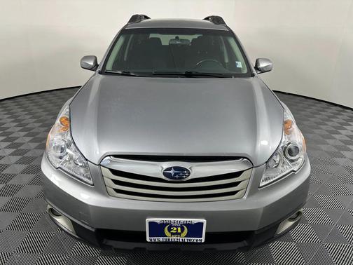 2010 Subaru Outback 2.5 i Premium