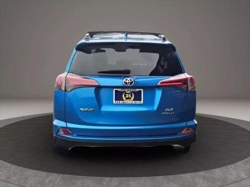 2018 Toyota RAV4 Hybrid XLE