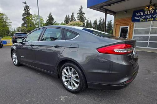 2017 Ford Fusion Hybrid SE