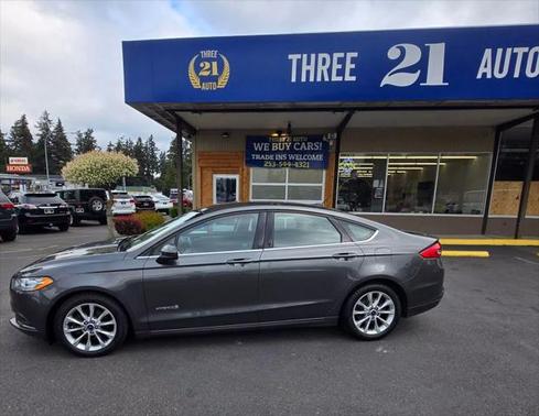 2017 Ford Fusion Hybrid SE