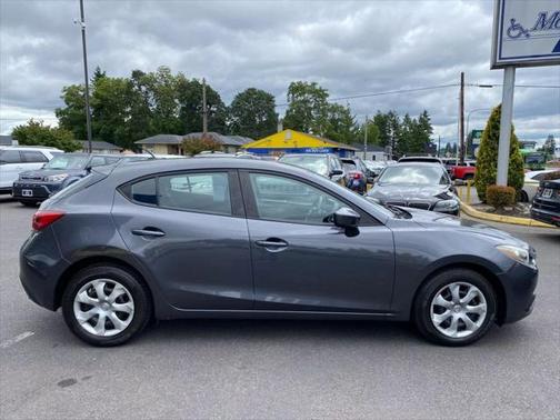 2015 Mazda Mazda3 i Sport