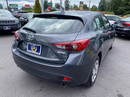 2015 Mazda Mazda3 i Sport