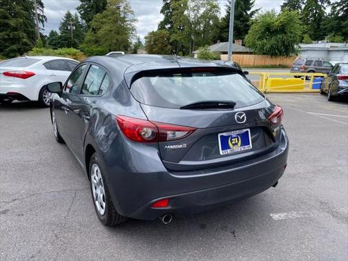 2015 Mazda Mazda3 i Sport
