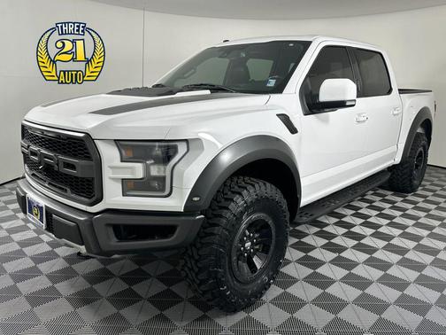 Whtie 2018 Ford F-150 Raptor