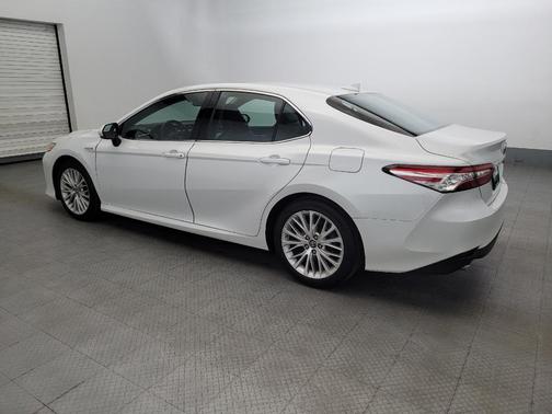 2018 Toyota Camry Hybrid XLE
