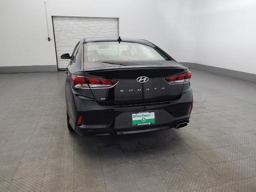 2018 Hyundai SONATA SE