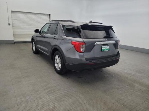 Carbonized Gray Metallic 2022 Ford Explorer XLT