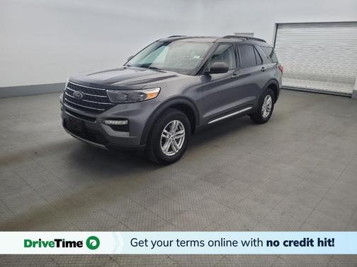Carbonized Gray Metallic 2022 Ford Explorer XLT
