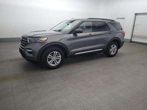 Carbonized Gray Metallic 2022 Ford Explorer XLT