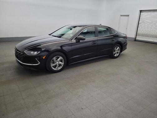 Phantom Black 2021 Hyundai SONATA SE