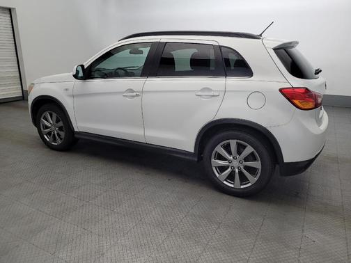 2013 Mitsubishi Outlander Sport LE
