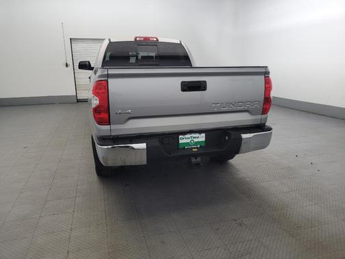 Silver Sky Metallic 2015 Toyota Tundra SR5