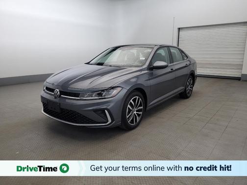 Gray 2025 Volkswagen Jetta 1.5T SE