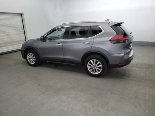 Gun Metallic 2018 Nissan Rogue SV