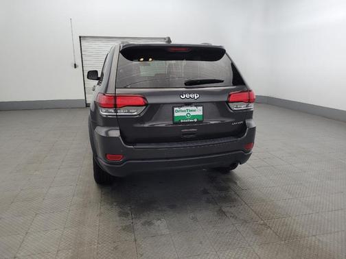 2020 Jeep Grand Cherokee Laredo