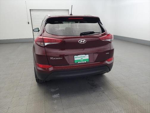 2017 Hyundai TUCSON SE