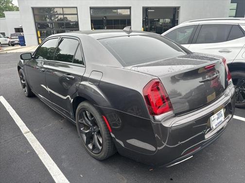 2022 Chrysler 300 Touring