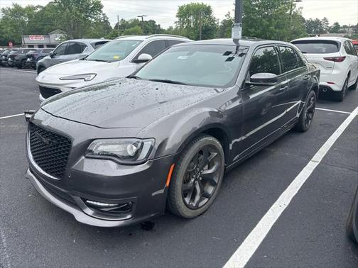 2022 Chrysler 300 Touring