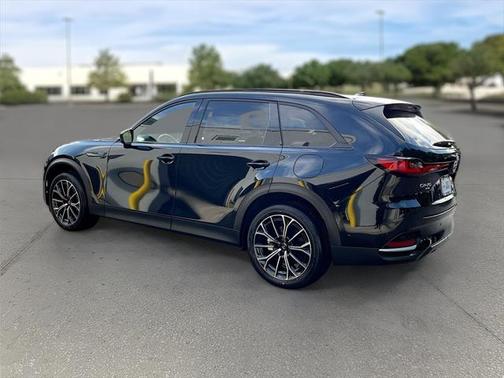 2025 Mazda CX-70 PHEV Premium Plus Package