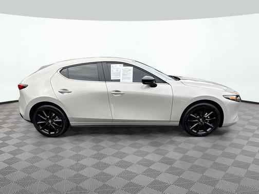 Platinum Quartz Metallic 2026 Mazda Mazda3 2.5 S Select Sport