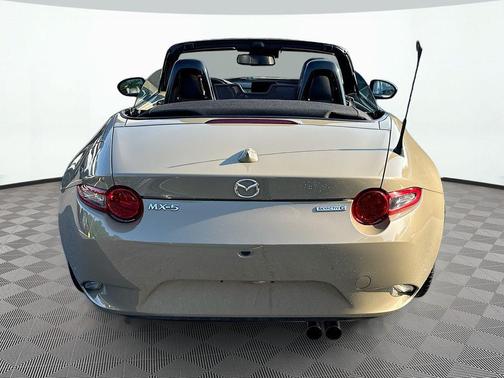 Zircon Sand 2023 Mazda MX-5 Miata Grand Touring