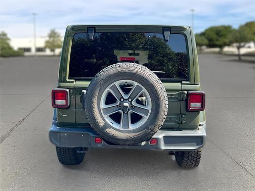 2022 Jeep Wrangler Unlimited Sahara