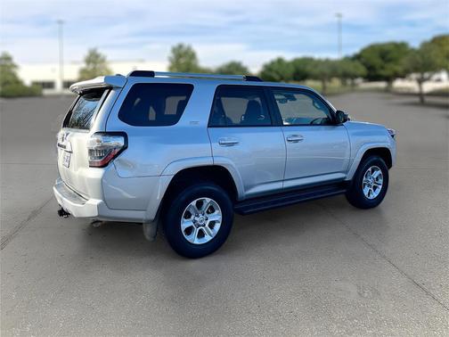 2023 Toyota 4Runner SR5