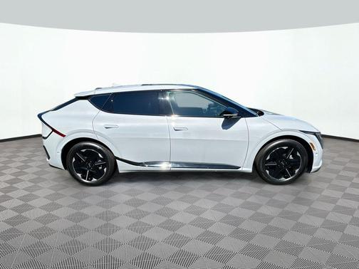 Wolf Gray 2025 Kia EV6 GT-Line RWD