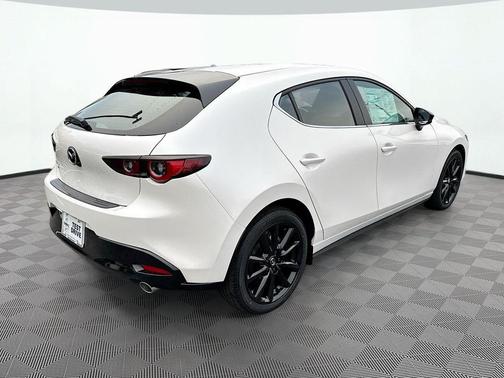 Snowflake White Pearl Mica 2026 Mazda Mazda3 AWD