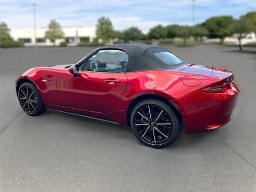 2025 Mazda MX-5 Miata Grand Touring