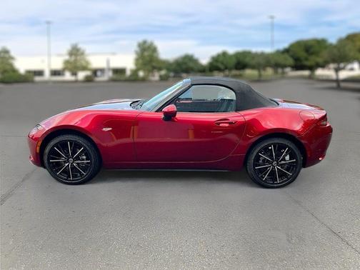 2025 Mazda MX-5 Miata Grand Touring