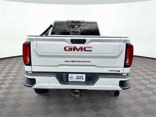 2021 GMC Sierra 2500 AT4