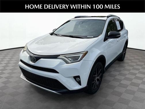 Super White 2016 Toyota RAV4 SE