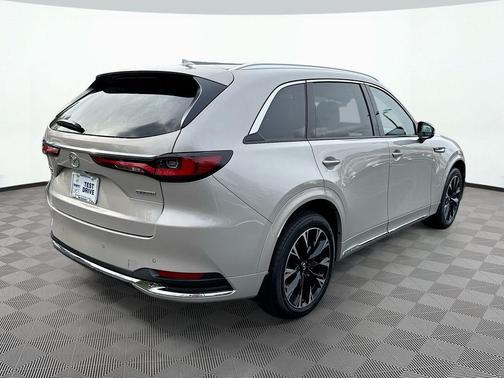 Platinum Quartz 2026 Mazda CX-90 3.3 Turbo S Premium Plus