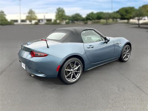 2017 Mazda MX-5 Miata Grand Touring