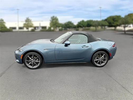 2017 Mazda MX-5 Miata Grand Touring