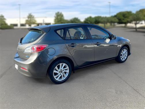 2013 Mazda Mazda3 i Touring