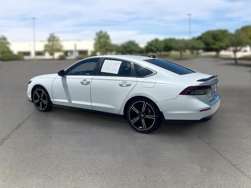 2024 Honda Accord Hybrid Base