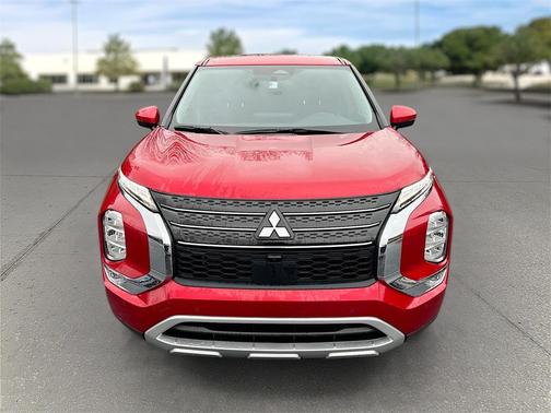 2023 Mitsubishi Outlander SE 2.5 2WD