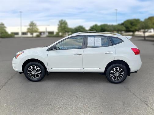 2014 Nissan Rogue Select S