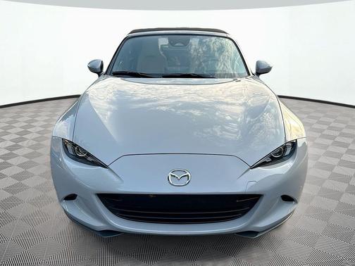 Aero Gray Metallic 2026 Mazda MX-5 Miata Grand Touring