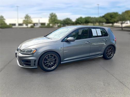2015 Volkswagen Golf R 4-Door w/DCC & Navigation