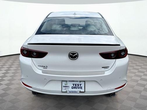 Snowflake White Pearl Mica 2026 Mazda Mazda3 2.5 Turbo AWD