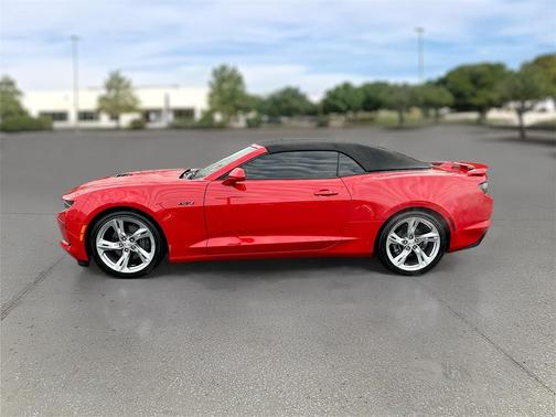 2022 Chevrolet Camaro RWD Convertible LT1