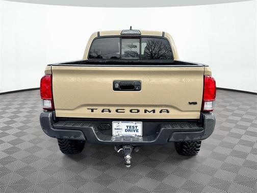 2016 Toyota Tacoma Base