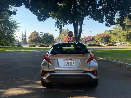 2019 Toyota C-HR XLE